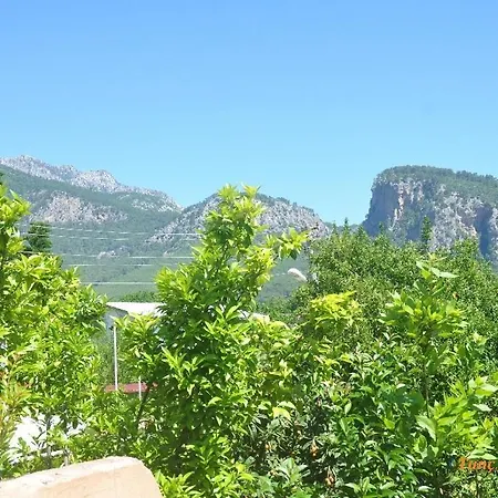 Tunç Zara